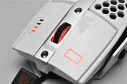 ꡼ No.030 | ӥ륹Ĥäݤ⡣ThermaltakeBMWΥܥޥLevel 10 MפѤϤΤϮäƤߤ 