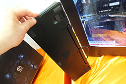 ���������꡼ No.007�Υ���ͥ������ / Tt eSPORTS���ե륫�顼LED��ܤΥ����ޡ����������ܡ��ɡ�POSEIDON Z RGB�פ�������Ϫ��7��ȯ������������1��3000�����٤�