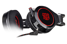 画像ギャラリー No.004のサムネイル画像 / アスク,PCでもゲーム機でも使えるTt eSPORTSのアナログ接続型ヘッドセット「CRONOS AD」を5月20日に国内発売