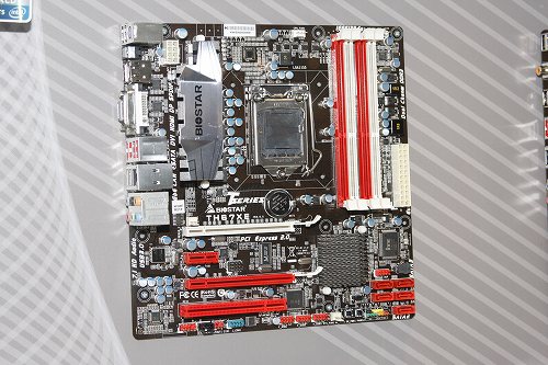 ꡼ No.004 | COMPUTEXSandy BridgeбIntel 6ޥܡɤƼҤŸ