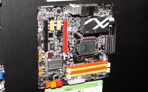 ꡼ No.006 | COMPUTEXSandy BridgeбIntel 6ޥܡɤƼҤŸ