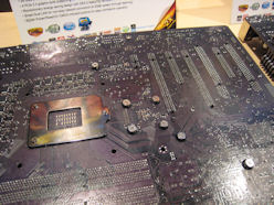 ꡼ No.003 | IDFGIGABYTESLICFXбΡIntel P67 Expressܥޥ2ʤ