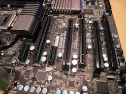 ꡼ No.007 | IDFGIGABYTESLICFXбΡIntel P67 Expressܥޥ2ʤ