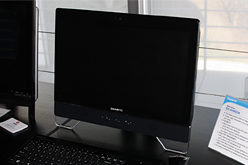 ꡼ No.010Υͥ / CeBITIntelñGPUSandy Bridge¦GPUʻѤǽˤGPU۲ѡVirtu GPU Virtualizationפ򥢥ԡ