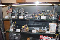 画像ギャラリー No.004のサムネイル画像 / 三浦春馬さんや次長課長の井上さんらCM出演タレントによるクエスト実演も行われた,「モンスターハンターポータブル 3rd」完成披露発表会の詳細レポートを掲載