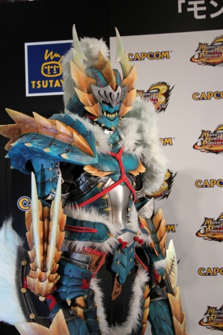 画像ギャラリー No.012のサムネイル画像 / ついに“狩猟解禁”の日。「モンスターハンターポータブル 3rd」発売カウントダウンイベントの模様をレポート