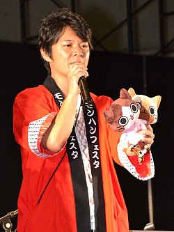 画像ギャラリー No.026のサムネイル画像 / 東京地区代表が決定した「モンスターハンターフェスタ'11」東京大会をレポート。スペシャルステージには次長課長の井上 聡さんや後藤真希さんらが登壇