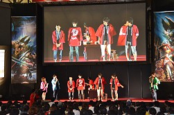 画像ギャラリー No.059のサムネイル画像 / 東京地区代表が決定した「モンスターハンターフェスタ'11」東京大会をレポート。スペシャルステージには次長課長の井上 聡さんや後藤真希さんらが登壇