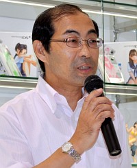 画像ギャラリー No.025のサムネイル画像 / 「東京ミッドタウン店をKONAMIの情報発信基地にしたい」コナミスタイルのアンテナショップが本日六本木にグランドオープン。「MGSPW」「ラブプラス」のショーケース展示や限定グッズの販売も