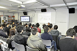 画像ギャラリー No.018のサムネイル画像 / ニンテンドーDS用ソフト「Solatorobo(ソラトロボ) それからCODAへ」の発売2周年を記念したファンイベントをレポート。リトルテイルブロンクス構想の次の展開も話題に