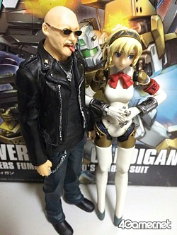 画像ギャラリー No.017のサムネイル画像 / マフィア梶田の二次元が来い!:第242回「スクーターに跨がり刀剣乱舞するフィギュア梶田」