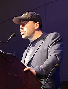 画像集#002のサムネイル/［GDC 2013］「Gears of War」のレベルデザイナー，Jim Brown氏の考える「ゲームストーリーの在り方」とは