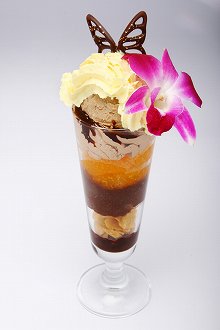 画像ギャラリー No.003のサムネイル画像 / 「ドラゴンクエスト モンスターバトルロードビクトリー」,六本木の「LUIDA'S BAR」で限定おしゃれ着を手に入れよう