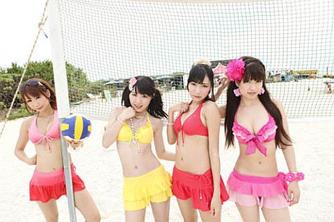 画像ギャラリー No.003のサムネイル画像 / 「アフィリア・サーガ・イースト」の1st写真集が11月4日発売。コスプレも収録