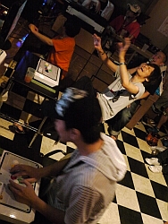 画像ギャラリー No.037のサムネイル画像 / 「スパIV」最強は誰だ。オールナイトの格ゲーイベント「GODSGARDEN #2.5」フォトレポート。そして2011年,舞台は「Evo Japan」へ