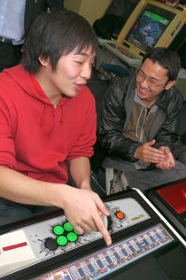 画像ギャラリー No.039のサムネイル画像 / “GODSGARDEN×4Gamer”第1弾。「スーパーストリートファイターIV アーケードエディション」稼働記念,ファーストインプレッション座談会