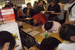 画像ギャラリー No.006のサムネイル画像 / “2D神”マゴ,ここに復活。「スパIV AE Ver.2012」のロケテストも開催された「スパIV AE X 闘劇【夏の陣】」イベントレポートを掲載