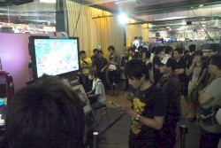 画像ギャラリー No.009のサムネイル画像 / “2D神”マゴ,ここに復活。「スパIV AE Ver.2012」のロケテストも開催された「スパIV AE X 闘劇【夏の陣】」イベントレポートを掲載