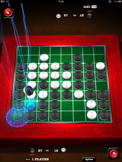 画像ギャラリー No.010のサムネイル画像 / コマが火を噴く過激なリバーシ。iPad「ホットリバーシHD」明日発売