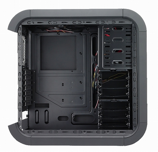 画像ギャラリー No.005のサムネイル画像 / BitFenixのゲーマー向けPCケース第2弾「Survivor」12月上旬発売
