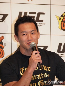 ꡼ No.005 | ƮȤȽ򲡤ꥢ뤵UFCեUFC Undisputed 2010ȯ䵭Բ񸫡ץݡ