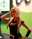 画像集#007のサムネイル/［E3 2010］金髪美女始めました。4Gamer史上初の欧米系ゲームショウ写真集出来！ E3 2010コンパニオン写真集