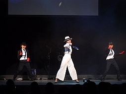 ꡼ No.013Υͥ / ֥ޥ롦㥯 ڥꥨ󥹡פΥ󥹥ƥ󥹥Ȥ200̾ʾΥ󥵡롣ȡꤵ⥹ơǥѥեޥϪ