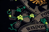 画像ギャラリー No.005のサムネイル画像 / 「ゼルダの伝説」生誕25周年を記念した特製Tシャツの受注販売が決定。カラーはフォレストグリーンとブラックの2種類