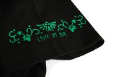 画像ギャラリー No.008のサムネイル画像 / 「ゼルダの伝説」生誕25周年を記念した特製Tシャツの受注販売が決定。カラーはフォレストグリーンとブラックの2種類