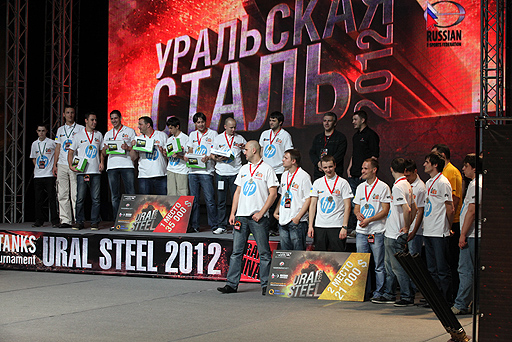 #020Υͥ/World of TanksפUral Steel Championship 2012 Grand Finalsפ⥹ǳš黲äȤʤܥγϤ