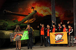 #021Υͥ/World of TanksפUral Steel Championship 2012 Grand Finalsפ⥹ǳš黲äȤʤܥγϤ