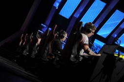 画像ギャラリー No.018のサムネイル画像 / 「World of Tanks」の世界大会「The Grand Finals 2016」熱戦に沸いた現地の模様をレポート。Wargaming.netの主要人物達が語る今後のe-Sports展望も