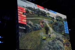 画像ギャラリー No.040のサムネイル画像 / 「World of Tanks」の世界大会「The Grand Finals 2016」熱戦に沸いた現地の模様をレポート。Wargaming.netの主要人物達が語る今後のe-Sports展望も