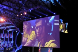 画像ギャラリー No.046のサムネイル画像 / 「World of Tanks」の世界大会「The Grand Finals 2016」熱戦に沸いた現地の模様をレポート。Wargaming.netの主要人物達が語る今後のe-Sports展望も