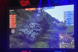 ���������꡼ No.005�Υ���ͥ������ / ��World of Tanks�פ���������The Grand Finals 2017�פη辡�郎�⥹����ǳ��š��ɥ�ޥ��å���Ÿ�������Ѥ�ꤷ�Ƥ���������θ���������줿���٥�Ȥ����ͤ��ݡ���