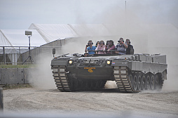 ꡼ No.033 | ꥹΥܡӥȥʪۤǳ줿֤ΤפꡤTankfest 2017פݡ