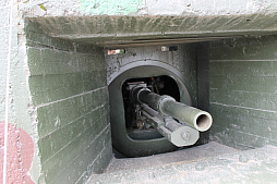 画像ギャラリー No.007のサムネイル画像 / 戦車やトーチカの内部なども見られるベラルーシの軍事博物館「スターリン・ライン ミュージアム」に行ってきた。戦車にしがみつく本気のタンクデサントを体験