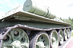 画像ギャラリー No.024のサムネイル画像 / 戦車やトーチカの内部なども見られるベラルーシの軍事博物館「スターリン・ライン ミュージアム」に行ってきた。戦車にしがみつく本気のタンクデサントを体験