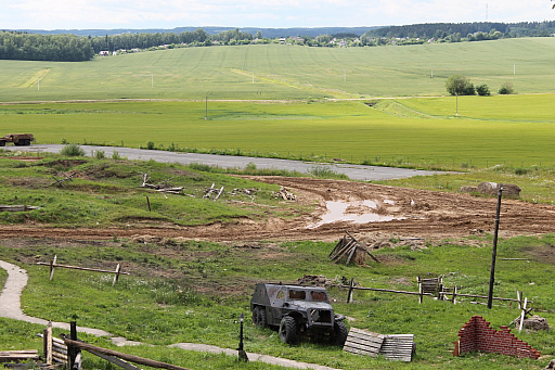 画像ギャラリー No.046のサムネイル画像 / 戦車やトーチカの内部なども見られるベラルーシの軍事博物館「スターリン・ライン ミュージアム」に行ってきた。戦車にしがみつく本気のタンクデサントを体験