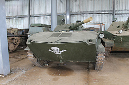 画像ギャラリー No.064のサムネイル画像 / 戦車やトーチカの内部なども見られるベラルーシの軍事博物館「スターリン・ライン ミュージアム」に行ってきた。戦車にしがみつく本気のタンクデサントを体験