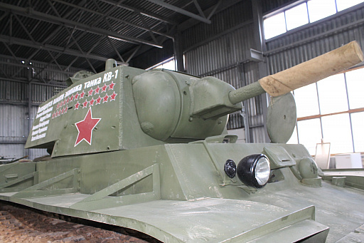 画像ギャラリー No.070のサムネイル画像 / 戦車やトーチカの内部なども見られるベラルーシの軍事博物館「スターリン・ライン ミュージアム」に行ってきた。戦車にしがみつく本気のタンクデサントを体験