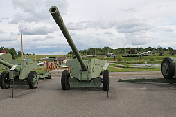 画像ギャラリー No.083のサムネイル画像 / 戦車やトーチカの内部なども見られるベラルーシの軍事博物館「スターリン・ライン ミュージアム」に行ってきた。戦車にしがみつく本気のタンクデサントを体験