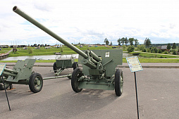 画像ギャラリー No.086のサムネイル画像 / 戦車やトーチカの内部なども見られるベラルーシの軍事博物館「スターリン・ライン ミュージアム」に行ってきた。戦車にしがみつく本気のタンクデサントを体験