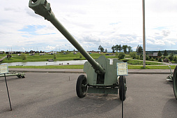 画像ギャラリー No.087のサムネイル画像 / 戦車やトーチカの内部なども見られるベラルーシの軍事博物館「スターリン・ライン ミュージアム」に行ってきた。戦車にしがみつく本気のタンクデサントを体験