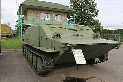 画像ギャラリー No.101のサムネイル画像 / 戦車やトーチカの内部なども見られるベラルーシの軍事博物館「スターリン・ライン ミュージアム」に行ってきた。戦車にしがみつく本気のタンクデサントを体験