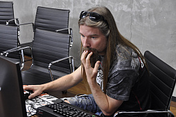 画像ギャラリー No.006のサムネイル画像 / 初の日本ツアーとなるSABATONのメンバーが,Wargaming.netとのコラボについて語った。彼らのゲーマーとしての腕前は,いかに?