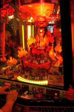 画像ギャラリー No.036のサムネイル画像 / 「戦国大戦」に「ボーダーブレイク エアバースト Ver2.0」も登場。セガの最新アーケードゲームが集結した「セガ・プライベートショー2010」レポート