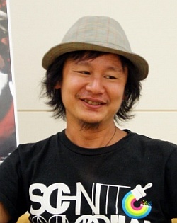 ���������꡼ No.014�Υ���ͥ������ / QTE�䥨�󥫥���ȥХȥ뤬���Ѥ��줿�ۿ��Υޥ���ץ쥤���������μ��Ϥ䤤���ˡ�PSP��LORD of ARCANA�ץץ��ǥ塼������ ������˥��󥿥ӥ塼