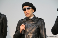 画像ギャラリー No.006のサムネイル画像 / 「龍が如く OF THE END」ではタレントのゾンビと卓球もできる!? 記者発表会でゾンビ役として出演する3人の“イトウ”さんが明らかに