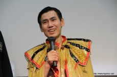 画像ギャラリー No.010のサムネイル画像 / 「龍が如く OF THE END」ではタレントのゾンビと卓球もできる!? 記者発表会でゾンビ役として出演する3人の“イトウ”さんが明らかに